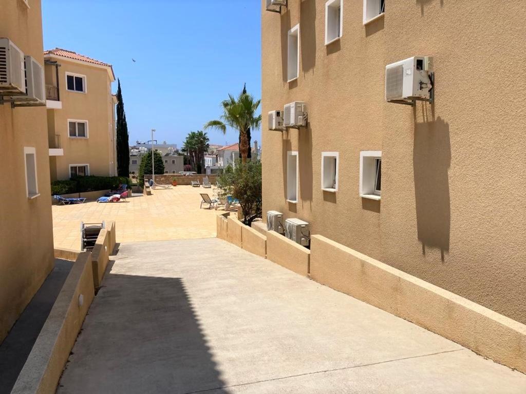 Sirena Olympia Apartment 40 Paphos Exterior foto